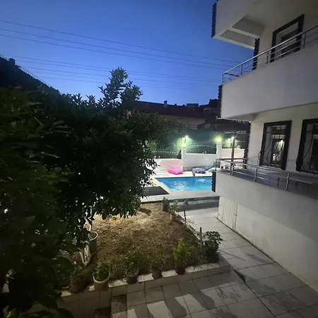 Dom wakacyjny White House *